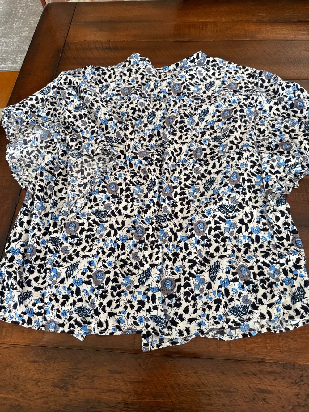 Zadig & Voltaire Blue Black White Floral Button-Up Top - Picture 5 of 6
